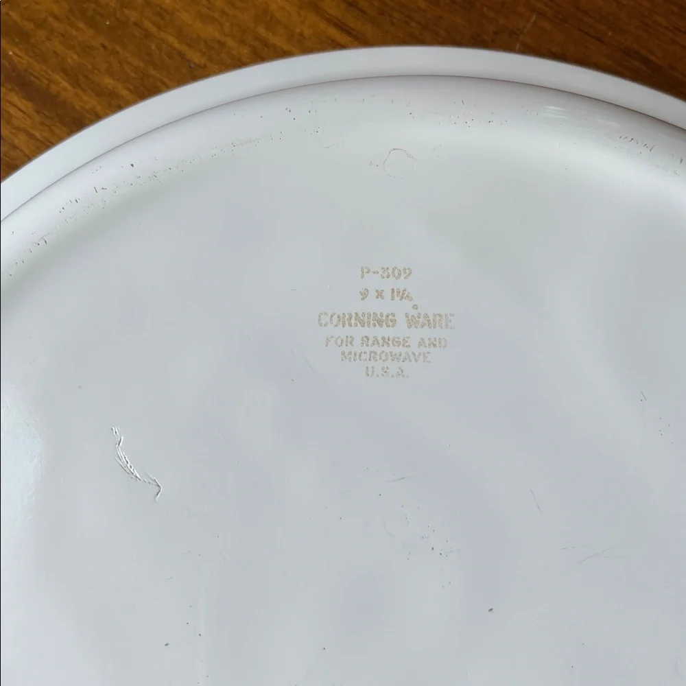 Corning Ware P-309 Blue Cornflower Pie Plate